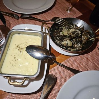 Craft - Potato purèe was amazing and the hen of the woods mushroom tasted great but were also served pretty cold - disappointing - New American Near Me - New York, New York