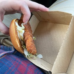 McDonald's - No bottom bun???