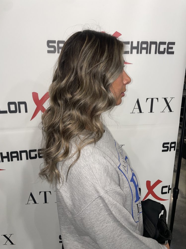 Belle Styles Hair Logo