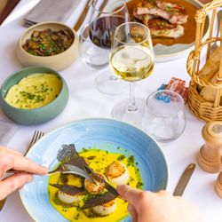 La Mère Poulard  - French traditional cuisine