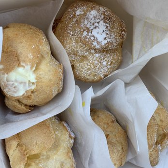 Beard Papa's - Desserts Near Me - Los Angeles, California