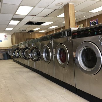 Charlotte Laundromat - Don't bother coming here - Laundromat Near Me - Barstow, California Charlotte Laundromat - Don't bother coming here - Laundromat Near Me - Barstow, California