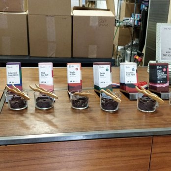 Raaka Chocolate - Tastings! - Chocolatiers & Shops Near Me - Brooklyn, New York