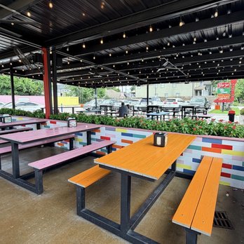Happy Go Lucky - Patio - Cocktail Bars Near Me - Houston, Texas