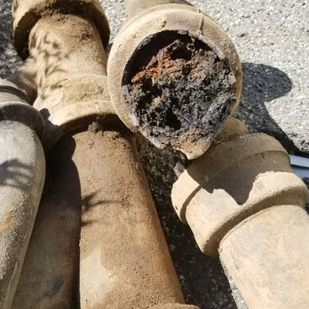 VMsewer drain Svs - Old cast iron sewer pipe corroded - Plumbing Near Me VMsewer drain Svs - Old cast iron sewer pipe corroded - Plumbing Near Me