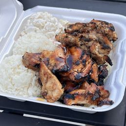 Three-meat lunch plate