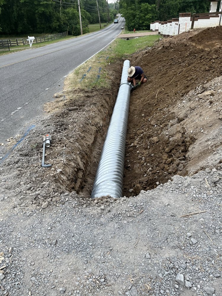 Slide of Rangel Trucking