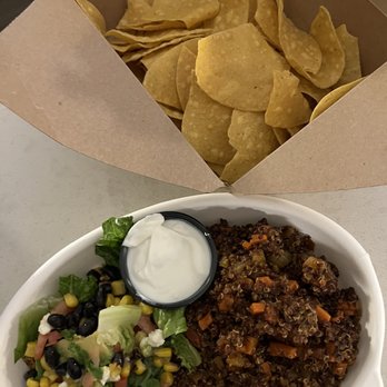 Central Bar + Kitchen - Quinoa Chili Bowl - American Near Me - Nashville, Tennessee