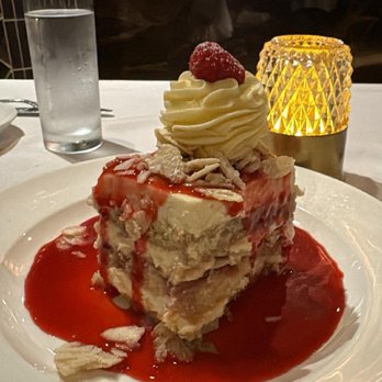 Alla Famiglia - Italian Near Me - Pittsburgh, Pennsylvania