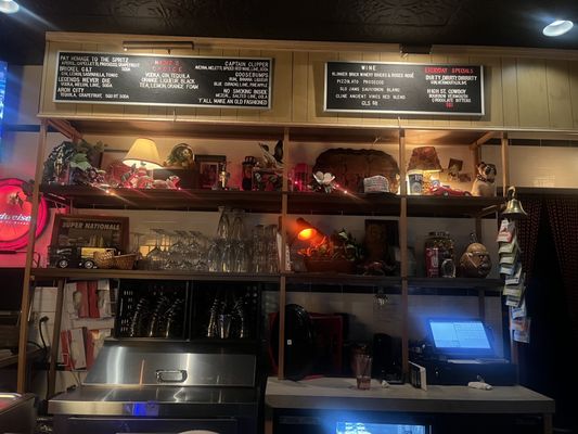Homage Bar by null
