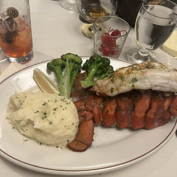Daniel's Broiler - Lake Union - LOBSTER TAIL - Steakhouses Near Me - Seattle, Washington Daniel's Broiler - Lake Union - LOBSTER TAIL - Steakhouses Near Me - Seattle, Washington