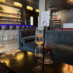 Brix and Mortar Urban Winery - Avalon Park - Wine flight