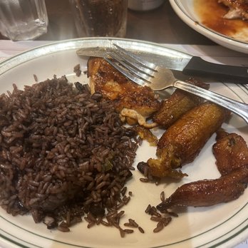 La Carreta - Miramar - Moro and Maduros - Cuban Near Me - Miramar, Florida La Carreta - Miramar - Moro and Maduros - Cuban Near Me - Miramar, Florida