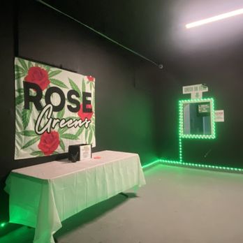 Rose Greens - Reception , check in area - Cannabis Dispensaries Near Me - Rosemead, California
