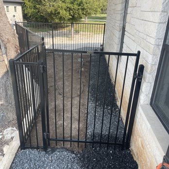 Agaves Landscape Construction & Irrigation - Aluminum fence install! - Irrigation Near Me Agaves Landscape Construction & Irrigation - Aluminum fence install! - Irrigation Near Me