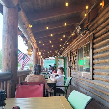 Broken Oar Restaurant - Patio - American Near Me - Moab, Utah