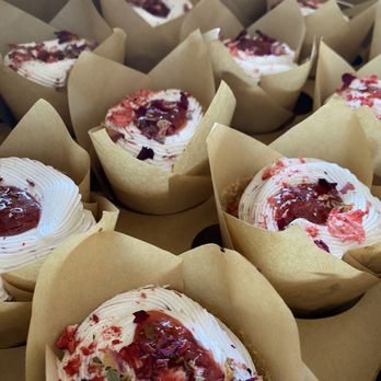 Badam Babe - Strawberry Rose Cupcakes - Desserts Near Me Badam Babe - Strawberry Rose Cupcakes - Desserts Near Me