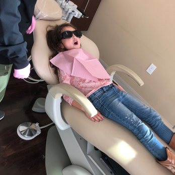 Delta Shores Dentistry - Daughter getting her check up - General Dentistry Near Me - Sacramento, California