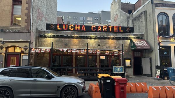 Lucha Cartel by null