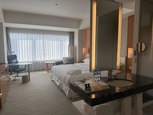 Sheraton Grand Hiroshima Hotel by null