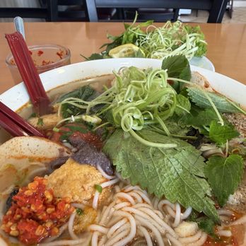 Han’s Kitchen - #9 Bun Riêu done right. Steaming hot crab soup - Soup Near Me - Garden Grove, California Han’s Kitchen - #9 Bun Riêu done right. Steaming hot crab soup - Soup Near Me - Garden Grove, California