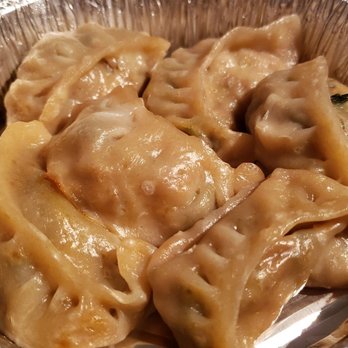 Everest on Grand - Veg momo ($8). Vegan by default and really tasty. - Himalayan/Nepalese Near Me - Saint Paul, Minnesota Everest on Grand - Veg momo ($8). Vegan by default and really tasty. - Himalayan/Nepalese Near Me - Saint Paul, Minnesota