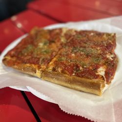 Patzeria Perfect Pizza - My second time here visiting from Texas and it did not disappoint! I tried the lasagna pizza but my favorite is The Grandma- square slice.