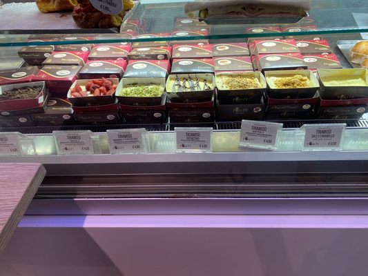 Pompi by null