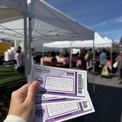 De Anza College Farmers Market