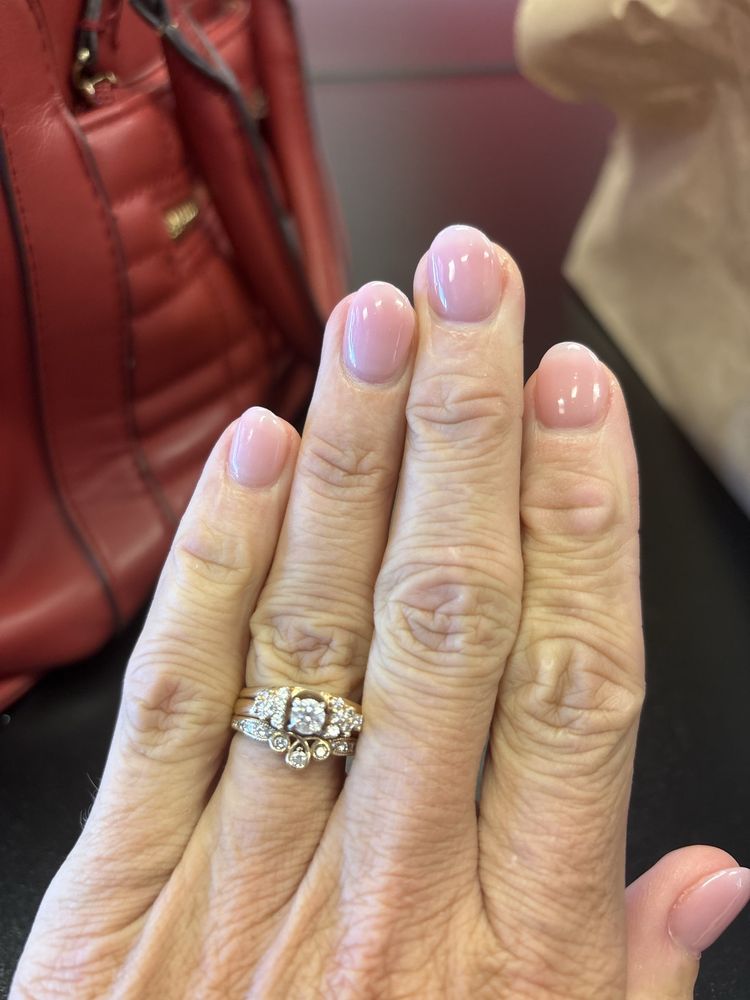D Nails Salon & Spa Logo