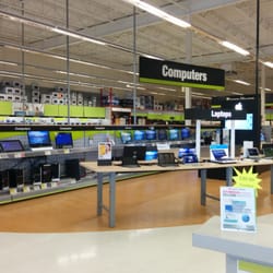 Staples Gardiners Road - Inside