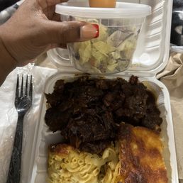 Oxtail  Fresh Salad  Mac & Cheese
