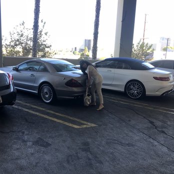Tarzana MBZ - Wife hugs SL55 hihihi - Auto Repair Near Me - Los Angeles, California Tarzana MBZ - Wife hugs SL55 hihihi - Auto Repair Near Me - Los Angeles, California