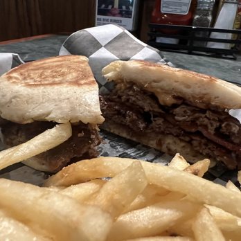 Burger Dive - PBJ Burger and Fries - Burgers Near Me - Saint Paul, Minnesota Burger Dive - PBJ Burger and Fries - Burgers Near Me - Saint Paul, Minnesota