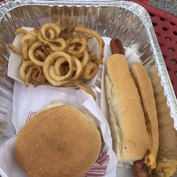 Sara's - Burgers Near Me - Erie, Pennsylvania Sara's - Burgers Near Me - Erie, Pennsylvania