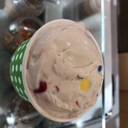 Stone Mountain Creamery - Vanilla with m&ms and sprinkles