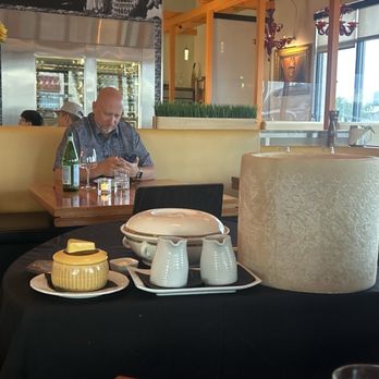Prosecco Fresh Italian Kitchen - Risotto cheese wheel - Italian Near Me - Las Vegas, Nevada Prosecco Fresh Italian Kitchen - Risotto cheese wheel - Italian Near Me - Las Vegas, Nevada