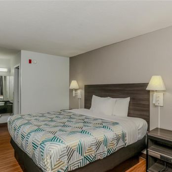Motel 6 - Motel Wichita KS king bed - Hotels Near Me - Wichita, Kansas Motel 6 - Motel Wichita KS king bed - Hotels Near Me - Wichita, Kansas