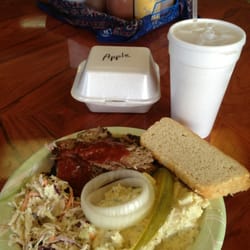 Wagon Wheel BBQ