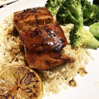 Cheddar's Scratch Kitchen - Citrus salmon - American Near Me - Charlotte, North Carolina Cheddar's Scratch Kitchen - Citrus salmon - American Near Me - Charlotte, North Carolina