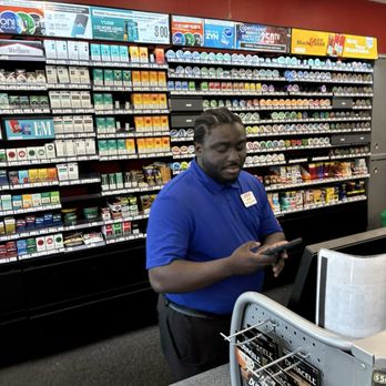 RaceTrac - Employee - Gas Stations Near Me - Naples, Florida