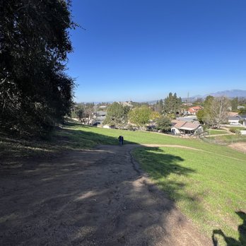 Steep Canyon Trailhead - Hiking Near Me - Diamond Bar, California