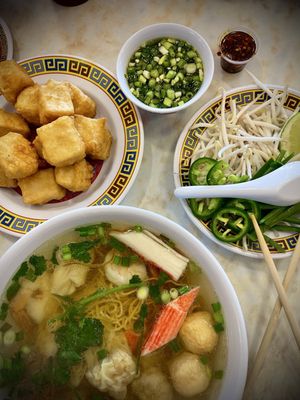 Pho Saigon by null