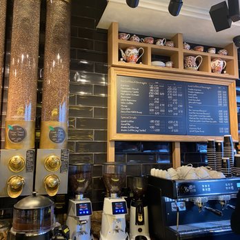 Carpo Knightsbridge - Chocolatiers & Shops Near Me - London, XGL Carpo Knightsbridge - Chocolatiers & Shops Near Me - London, XGL