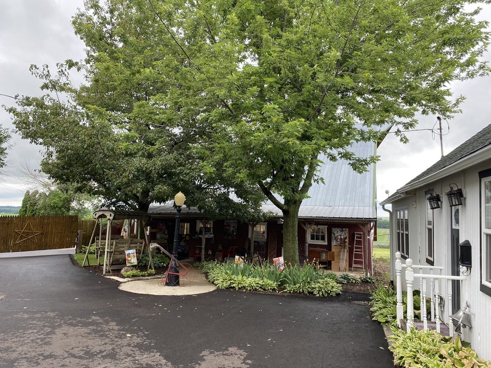 THE RUG COTTAGE Updated September 2024 16 Photos 2566 Hwy 1 SW