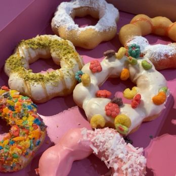 Pinku Mochi Donut Cafe - Donuts Near Me - Providence, Rhode Island