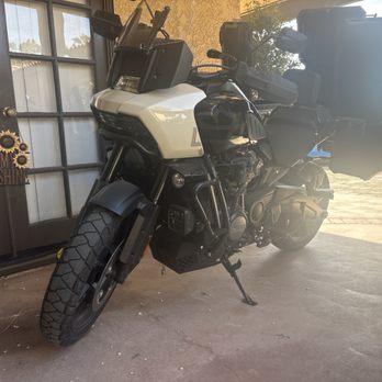 Death Valley Harley Davidson - The boxes and the light I paid $4000 - Motorcycle Dealers Near Me - Victorville, California Death Valley Harley Davidson - The boxes and the light I paid $4000 - Motorcycle Dealers Near Me - Victorville, California