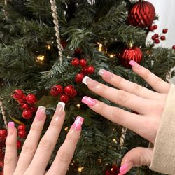 Luminous Nails & Spa