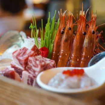 The Dolar Shop - Deluxe Seafood Platter - IG: @nelson_eats - Chinese Near Me - Bellevue, Washington