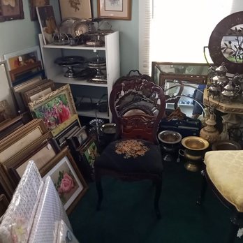 Cottage Garden - Antiques Near Me - Wildwood, Florida